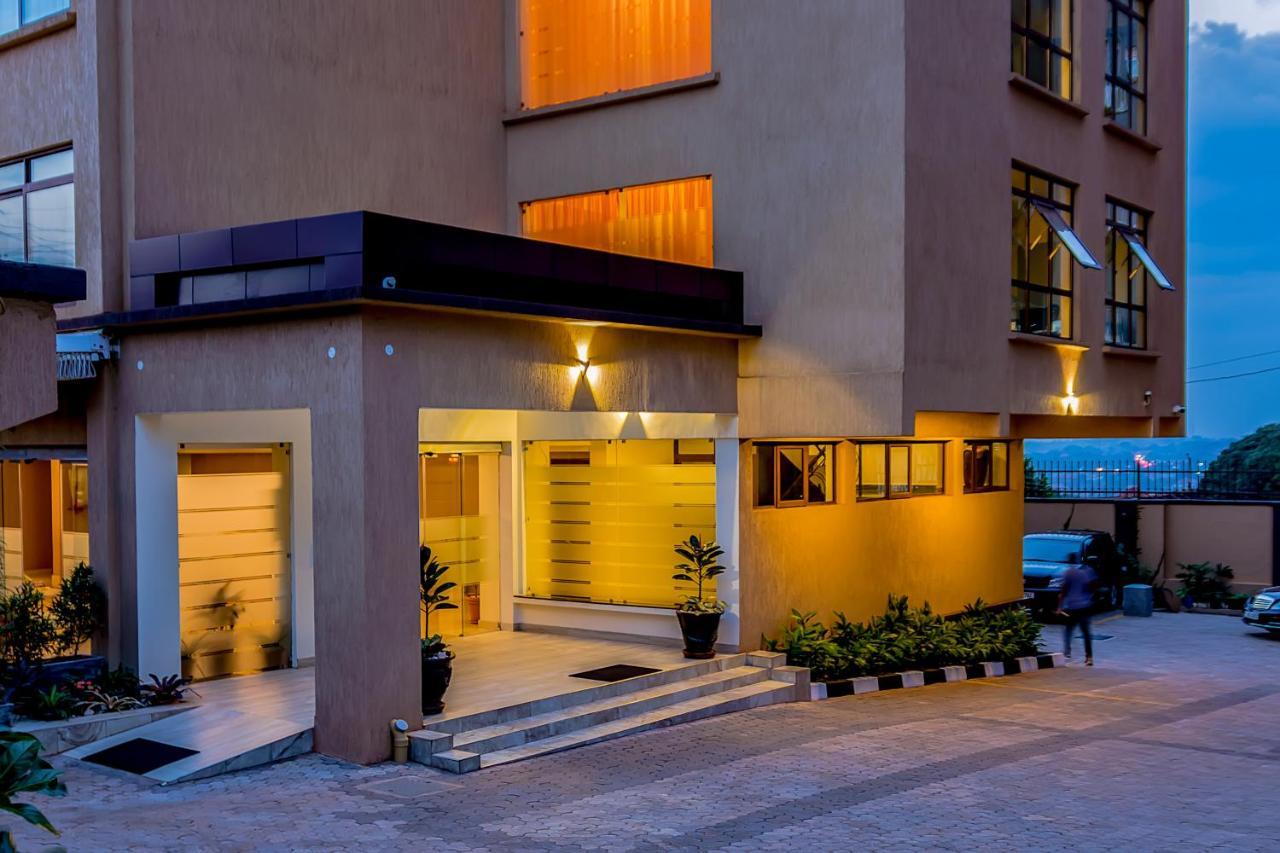 Canary Hotel Kampala Exterior foto